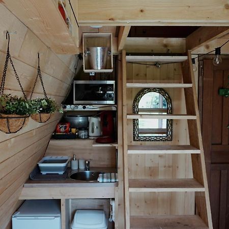Le Chalet Tipi Avec Jacuzzi Et Jardin Troyes Dış mekan fotoğraf